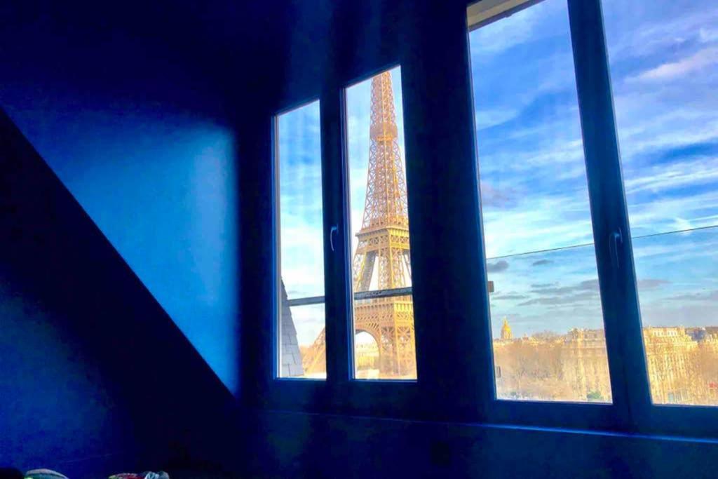 Eiffel Tower Romantic View Apartment Paris Exterior photo
